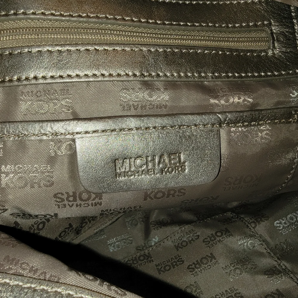 VTG Michael Michael Kors Gold Metallic Leather Boho Handbag